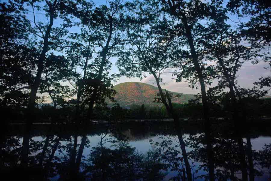 Hessian Lake